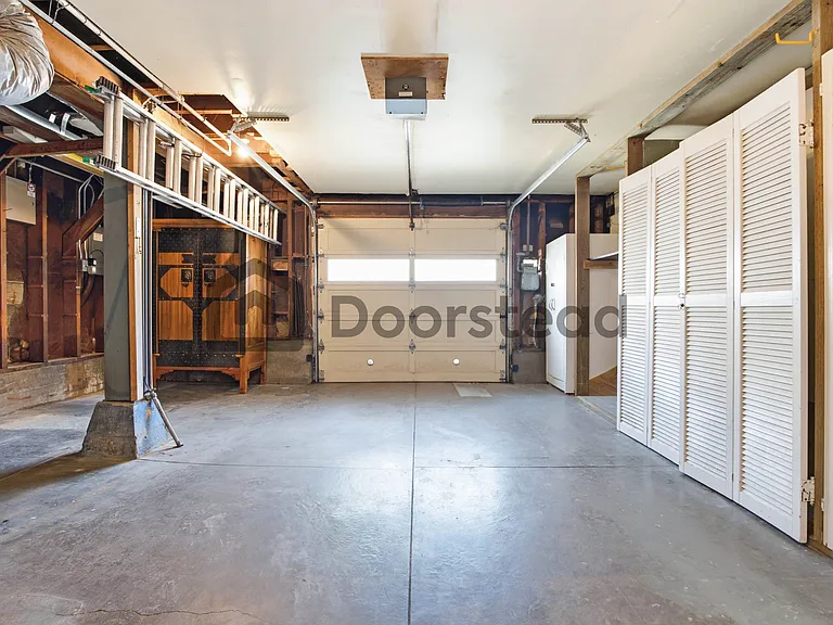 101 Monterey Blvd — Photo 37