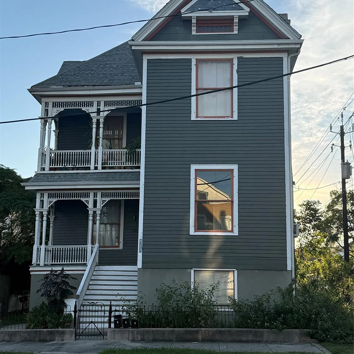 Studio, 1.0 bath, 2034 sqft, $1,500 — Photo 1