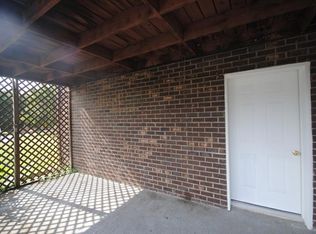 514 E Garden Farm Rd APT B, Rossville, GA 30741