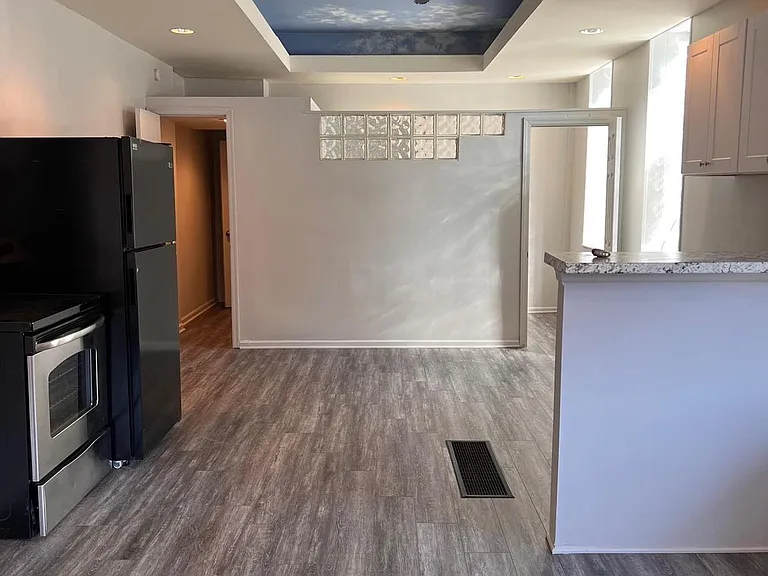 1315 W Porter St #1-& — Photo 6