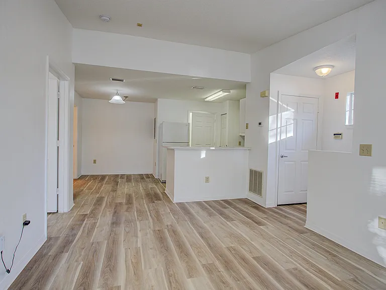 15205 Harbour Vista Cir — Photo 11
