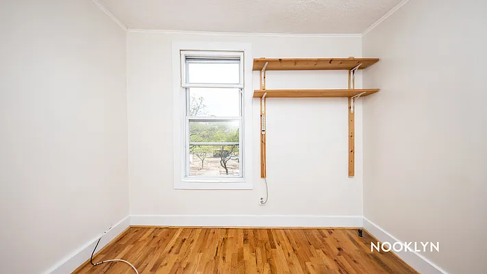 Rented by Nooklyn NYC LLC | media 9