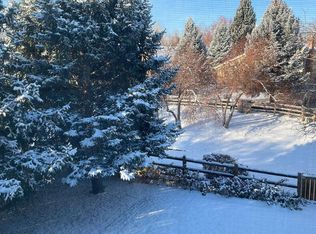 8075 S Spruce Cir, Centennial, CO 80112