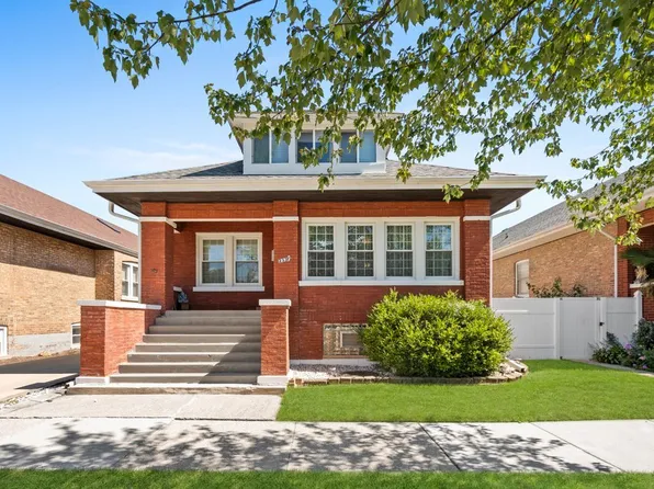 2331 Gunderson Ave, Berwyn, IL 60402