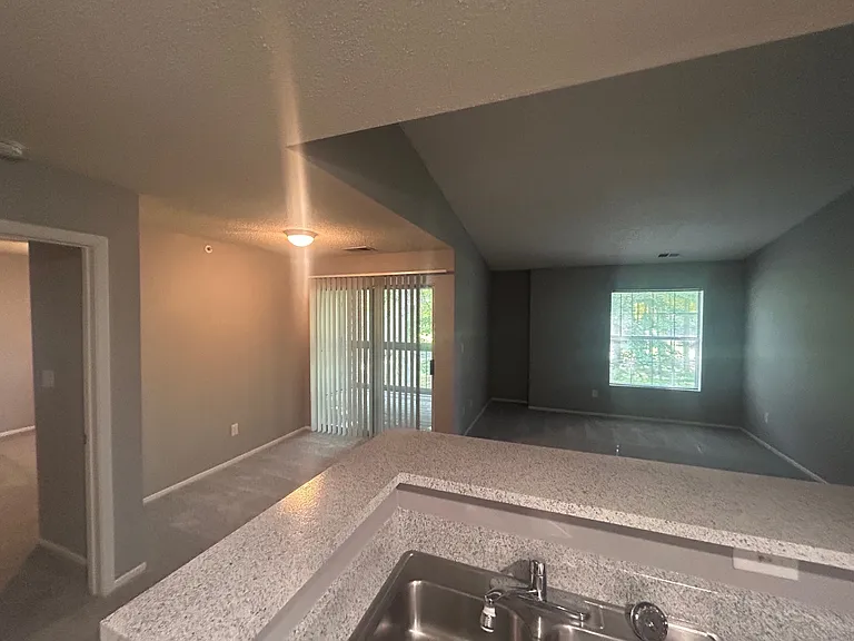Idlewood Apartments — Photo 44