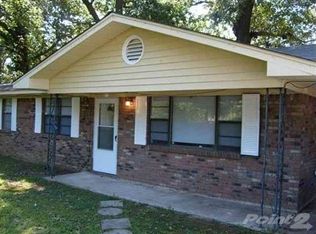 211 Sharon St, Lonoke, AR 72086