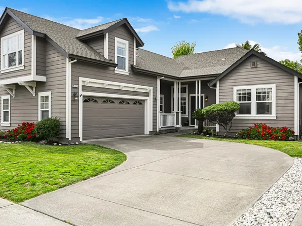 4721 Starbuck Avenue, Santa Rosa, CA 95409
