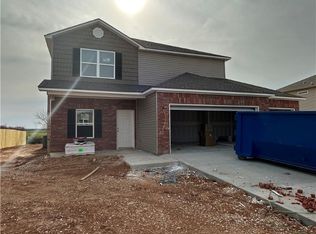 2716 Bauer St, Pea Ridge, AR 72751