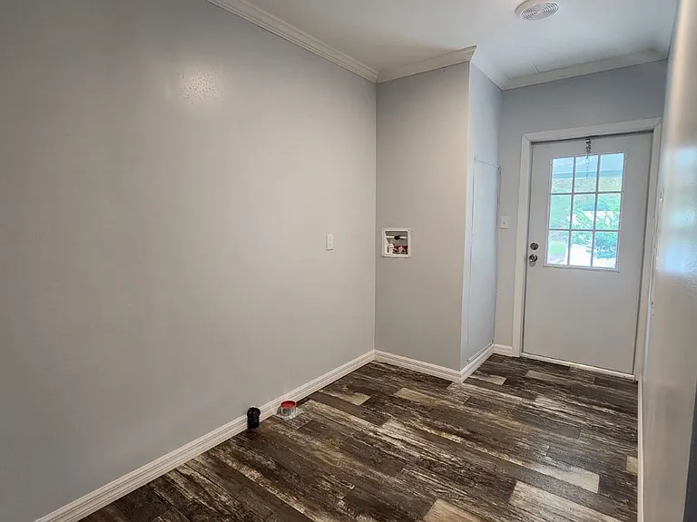 2908 Kingswood Cir — Photo 7