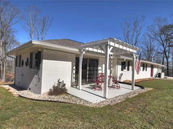 5383 Whitmire Dr, Gainesville, GA 30504