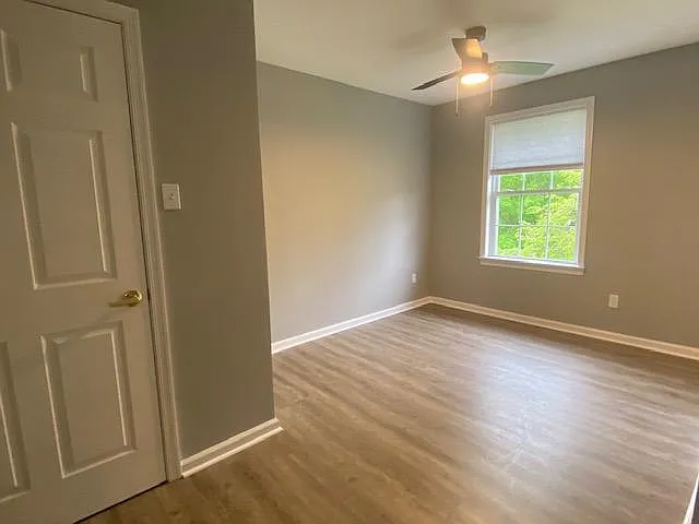 2117 E High St #4 — Photo 7