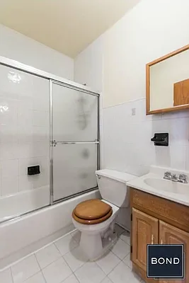 Rented by Bond New York | media 14