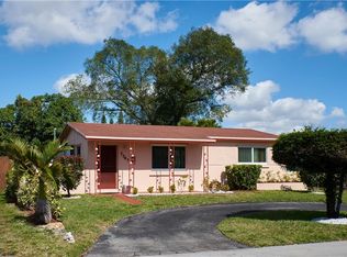7767 Meridian St, Miramar, FL 33023