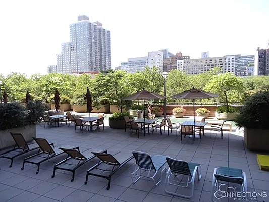 Sold by City Connections Realty | media 7