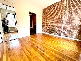 Rented by Astoria Realty