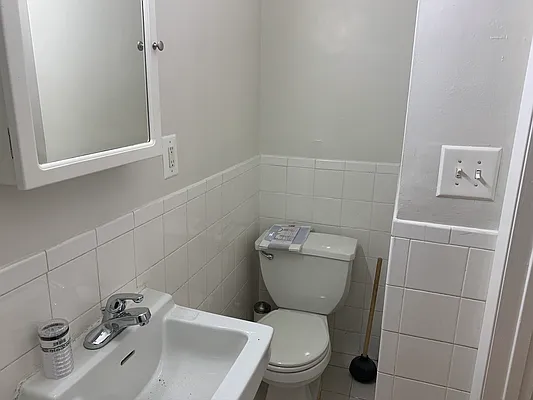 Rented by MNS | media 30