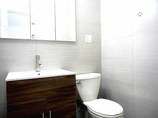 Rented by Premier Metro Realty Corp | media 13