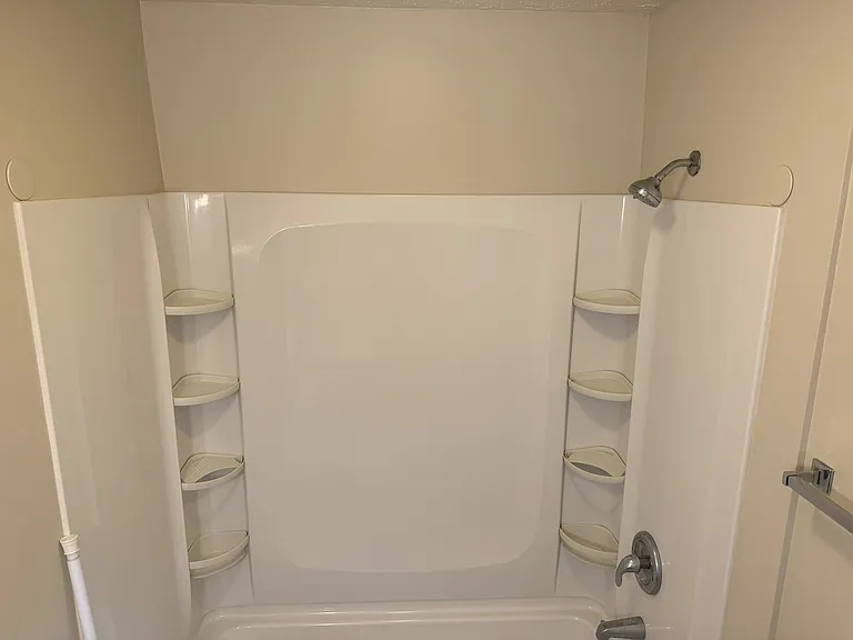 2130 Banstead Ct — Photo 11