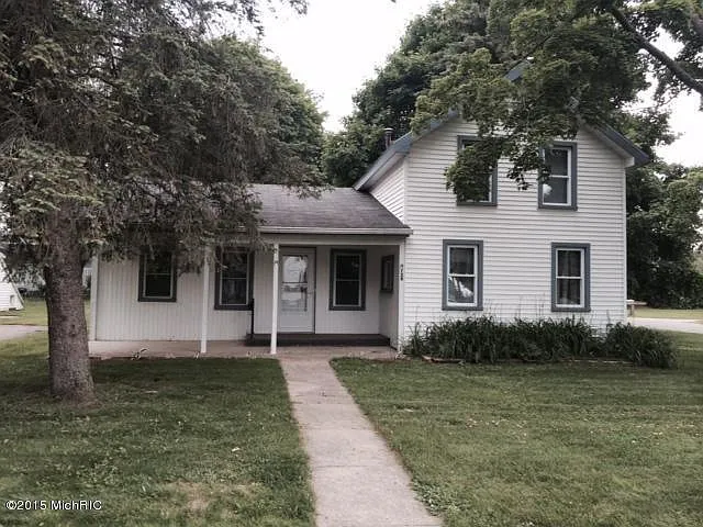 729 Rose Ave photo 1