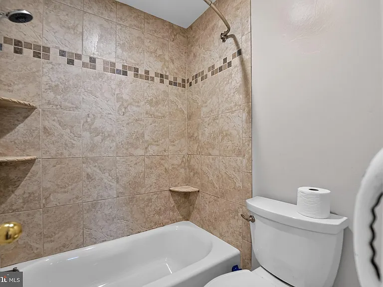 5607 Vantage Point Rd — Photo 28