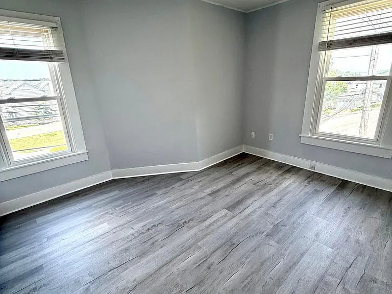 235 Ziegler St #1 — Photo 2