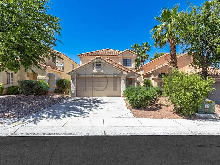 8316 Sky Canyon Ct — Photo 2