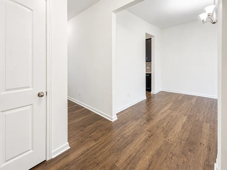 1704 Eagle View Dr — Photo 12