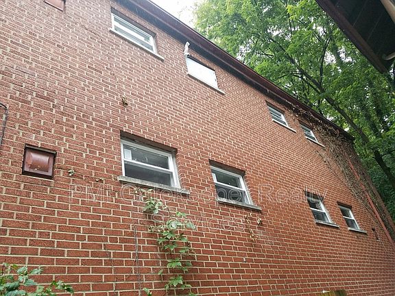 2nd image of 432 Elberon Ave