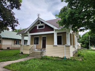 108 2nd Ave W, Swea City, IA 50590