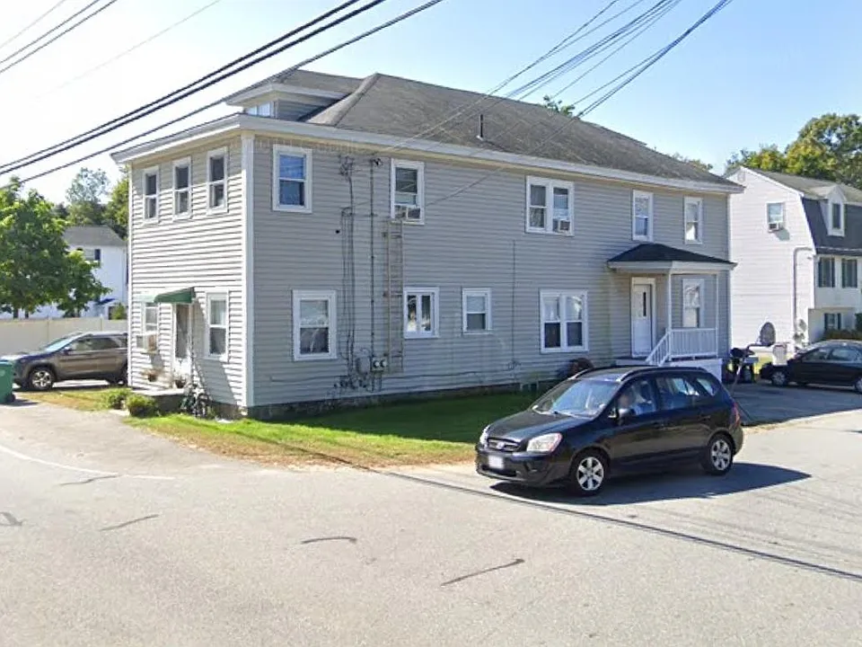 128 High St