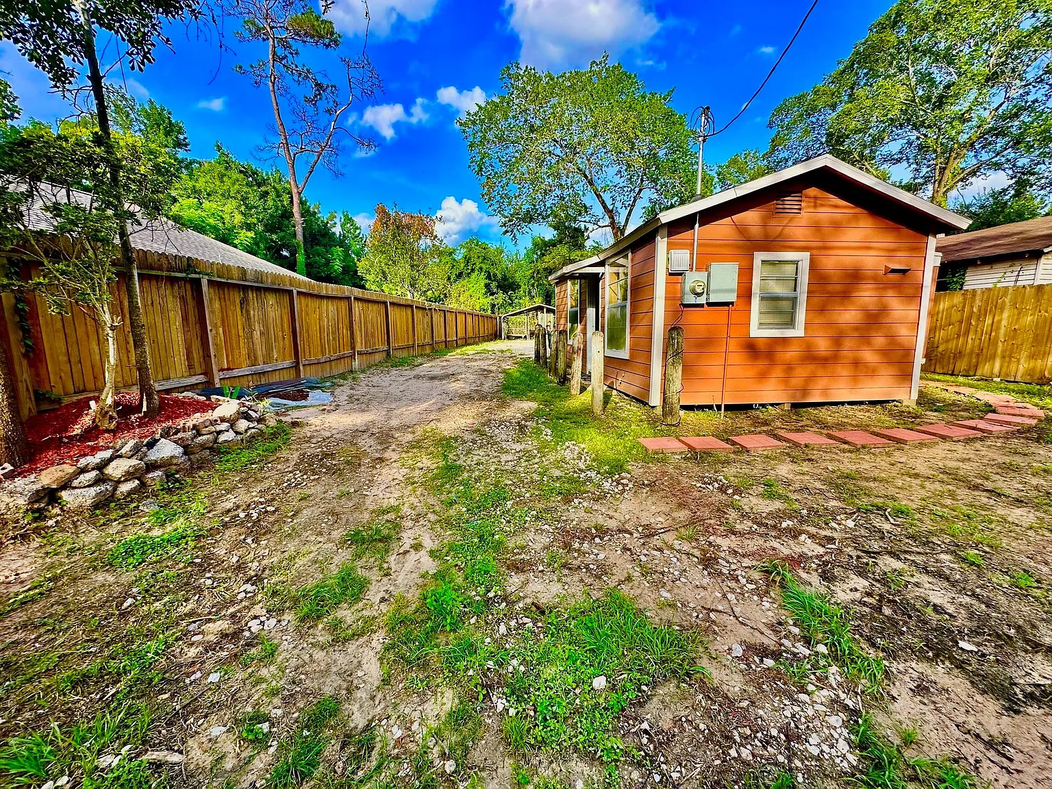 1 bed, 1.0 bath, $850 — Photo 1