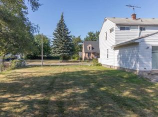 7052 Cadillac Ave, Warren, MI 48091