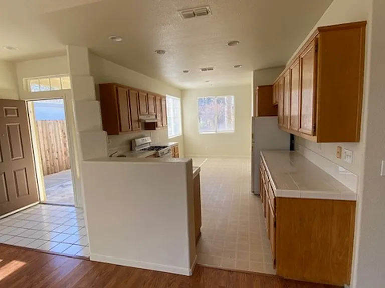 566 Stewart Way — Photo 11