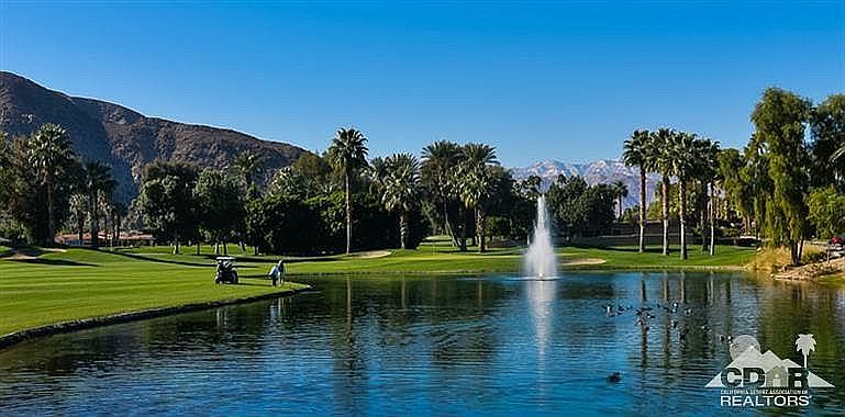 Golf course pond 