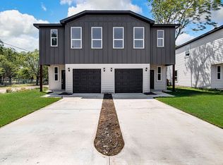 301 Eastland St #A, Cleburne, TX 76031