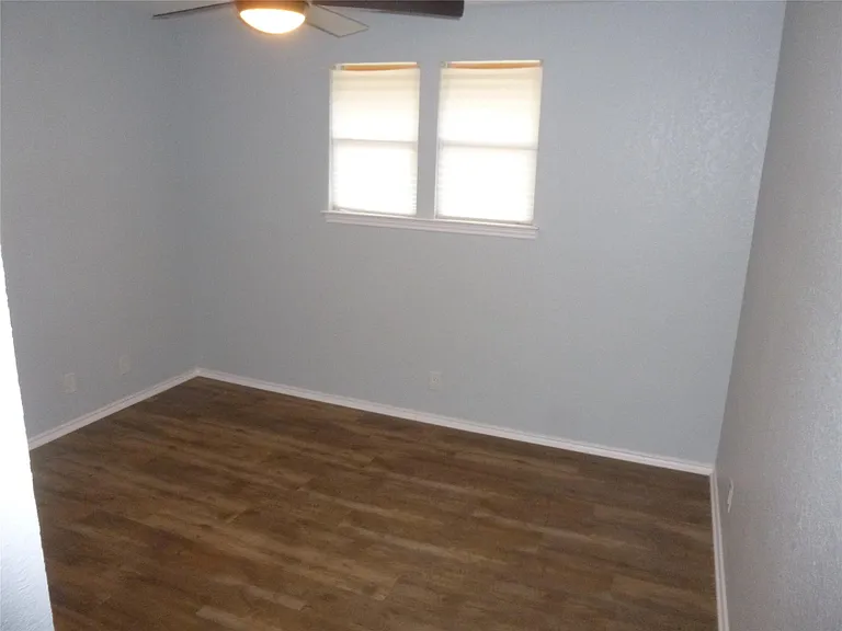 8410A Fathom Cir — Photo 32