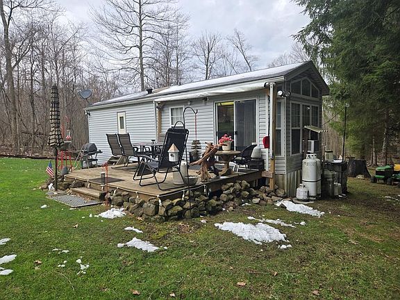 2nd image of 481 Twin Oaks Rd