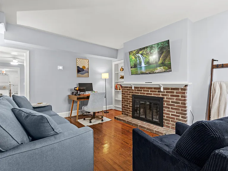 314 Frederick St — Photo 3