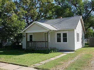 2nd image of 812 S Sedgwick Ave