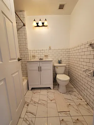 Rented by BRICK & GALO REALTY CORP | media 6