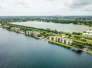 117 Lake Emerald Dr APT 408, Oakland Park, FL 33309