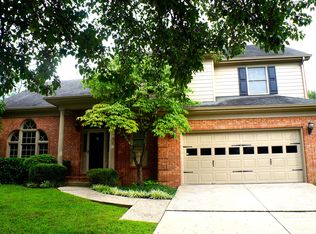 1088 Andover Forest Dr, Lexington, KY 40509