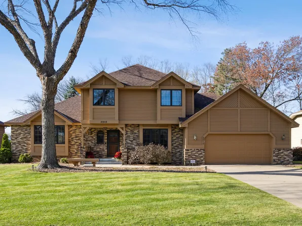 5815 Oxford St N, Shoreview, MN 55126