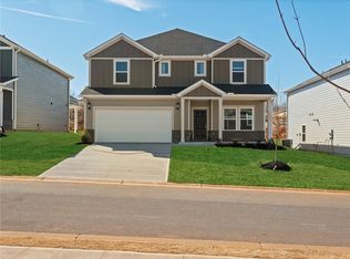 913 Burghley Cir, Greer, SC 29651