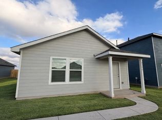 2306 Blizzard Dr, Lockhart, TX 78644