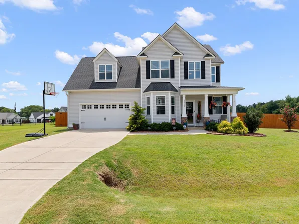 121 Longford Dr, Selma, NC 27576