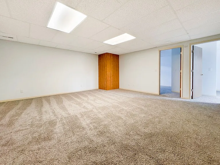 711 Clark Street Duplex — Photo 29