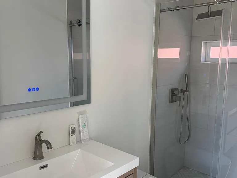 8 Greenwood Dr — Photo 5