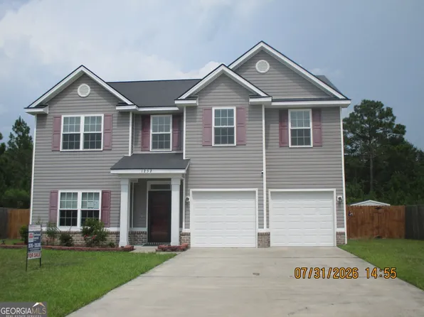 1252 Evergreen Trl, Hinesville, GA 31313