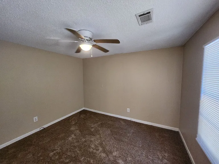 2427 Young Dr — Photo 10